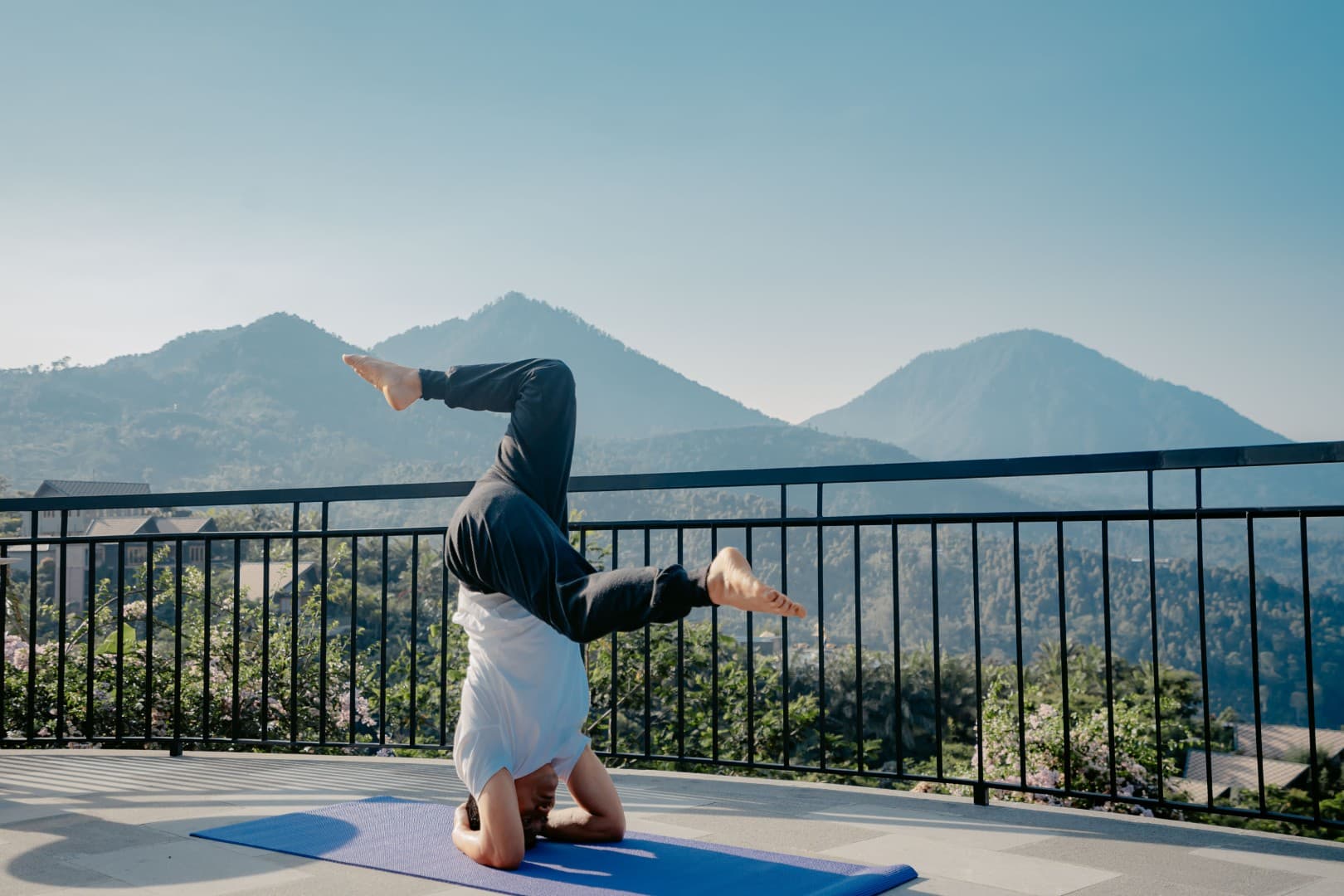 Yoga 4